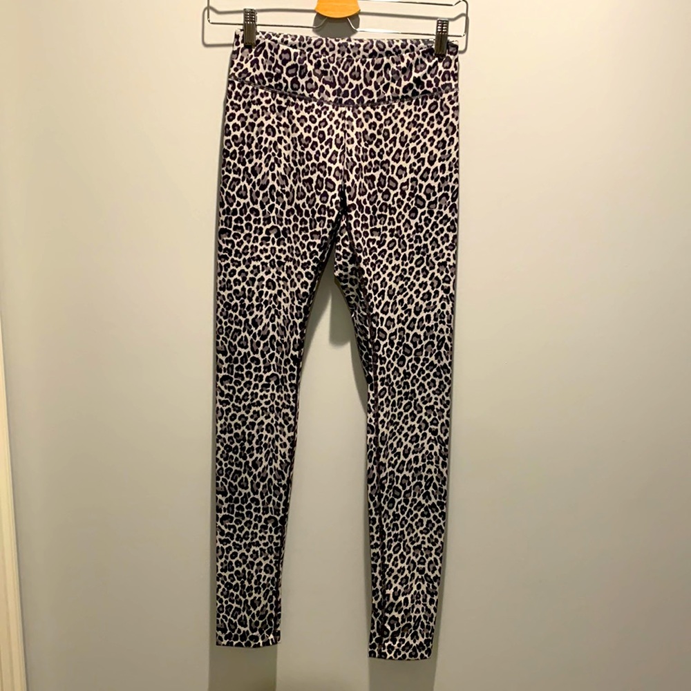 New without tags, EUC Kiragrace animal print leggings, size XS